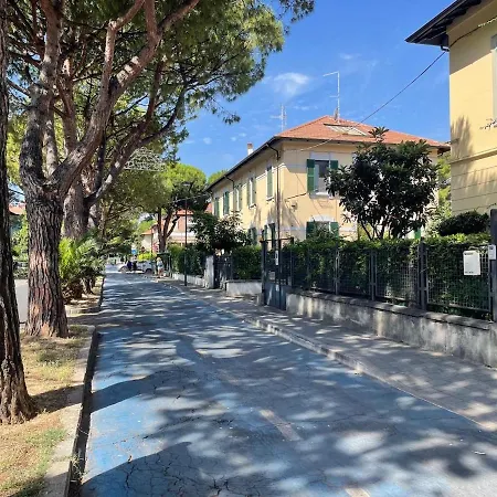 Chiara Sea View
